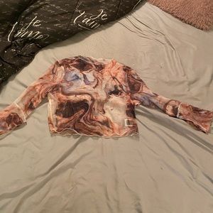 Long sleeve crop top